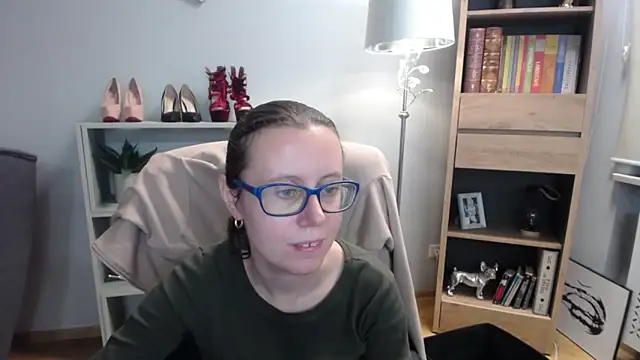 sweetxLizzy online show from October 28, 5:22 am