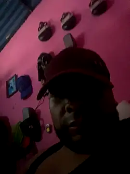 Snapshot of RandalHot chatting on October 24, 8:49 pm RandalHot online show from October 24, 8:49 pm