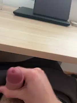 yourfavDick02 online show from March 21, 11:26 am