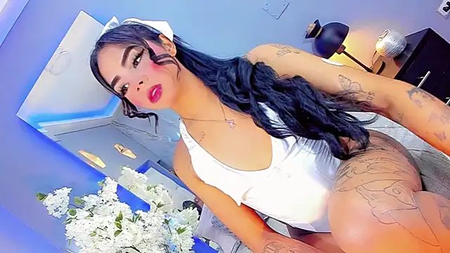 VanessaStonee online show from October 8, 5:27 am