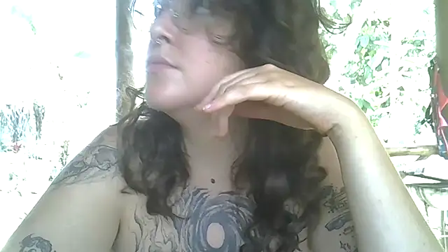 Blue Liz online show from December 15, 2:32 pm