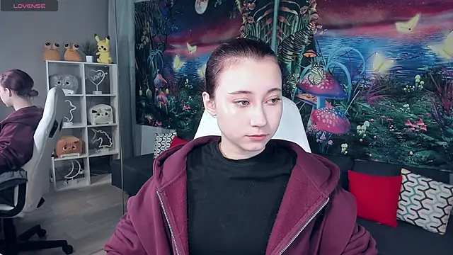 ClaraParks online show from September 14, 6:07 pm