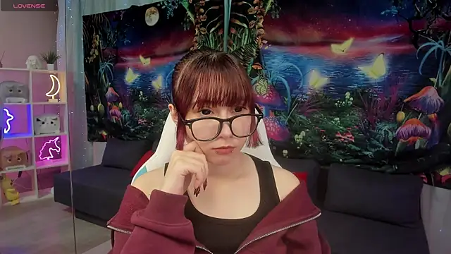 ClaraParks online show from November 15, 4:47 pm