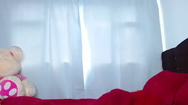 Snapshot of Charlothe_Wright chatting on October 1, 5:52 pm Charlothe Wright online show from October 1, 5:52 pm