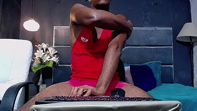 blackbignude online show from November 14, 5:28 am