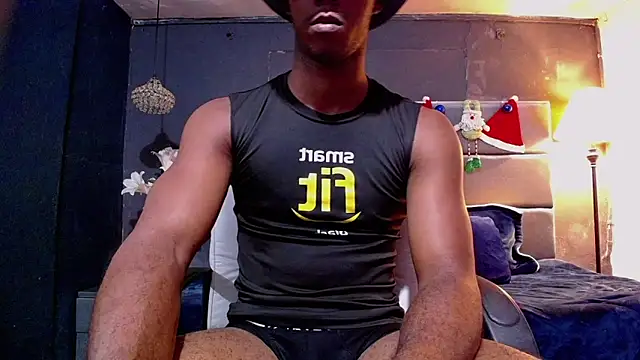 blackbignude online show from December 4, 1:48 am