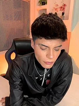 Dulcey  online show from October 23, 4:34 am