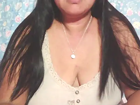 hotolivia34 online show from December 15, 6:12 pm