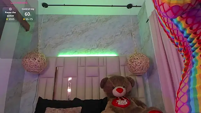 NikkyyRed online show from November 11, 2:11 am