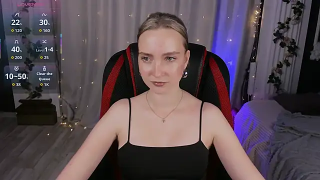 EllaBloom online show from September 24, 2:31 pm