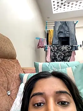 desitease online show from November 7, 9:09 am