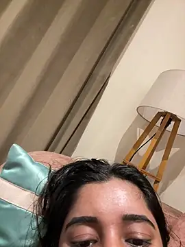 desitease online show from December 3, 12:14 pm