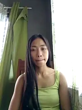 Snapshot of SweetMissPinay18 chatting on June 19, 6:40 am SweetMissPinay18 online show from June 19, 6:40 am