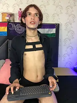 Snapshot of danny_rios20 chatting on September 25, 3:54 am danny rios20 online show from September 25, 3:54 am