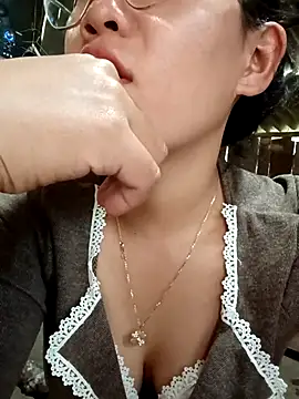 Snapshot of Maimai00 chatting on October 24, 3:14 am Maimai00 online show from October 24, 3:14 am