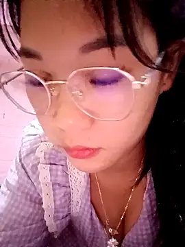 Snapshot of Maimai00 chatting on October 27, 2:04 am Maimai00 online show from October 27, 2:04 am