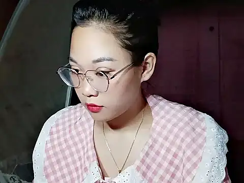 Snapshot of Maimai00 chatting on November 10, 2:32 am Maimai00 online show from November 10, 2:32 am