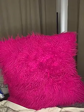 prettydollyy online show from June 17, 9:01 am