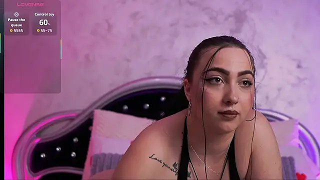 SweetySasha18 online show from June 18, 5:17 pm