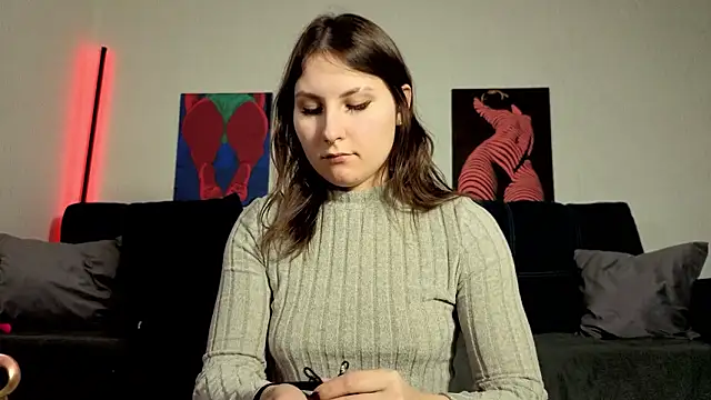 TrixiBell online show from February 4, 5:35 am