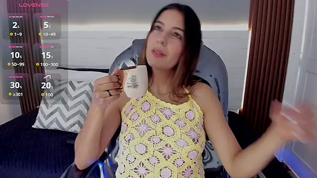 Emmy Meadows online show from October 2, 7:21 pm