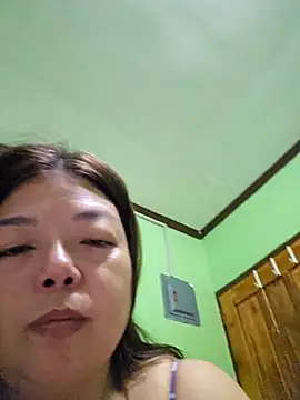 allesandra11 online show from December 18, 6:47 pm