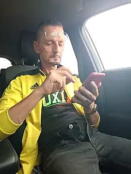 Snapshot of fabius720 chatting on October 23, 10:47 am fabius720 online show from October 23, 10:47 am