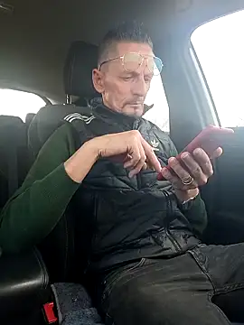 Snapshot of fabius720 chatting on February 6, 3:26 pm fabius720 online show from February 6, 3:26 pm