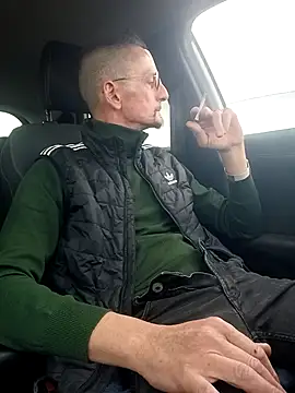 Snapshot of fabius720 chatting on February 18, 10:44 am fabius720 online show from February 18, 10:44 am