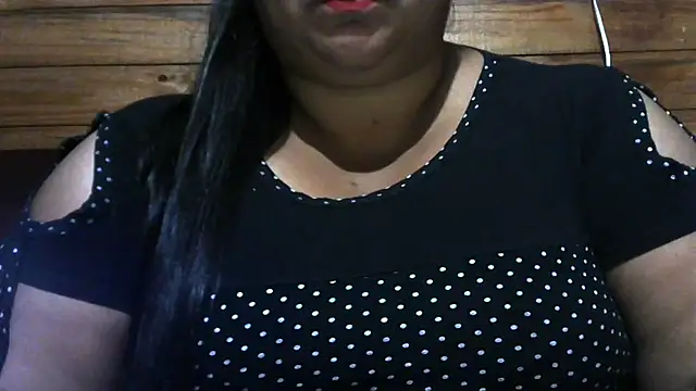 Snapshot of MARRENTINHA34 chatting on February 20, 1:11 pm MARRENTINHA34 online show from February 20, 1:11 pm