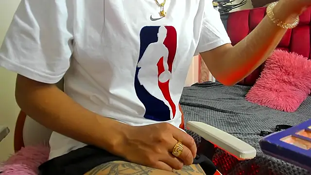 Sheilly brown online show from October 21, 7:03 pm