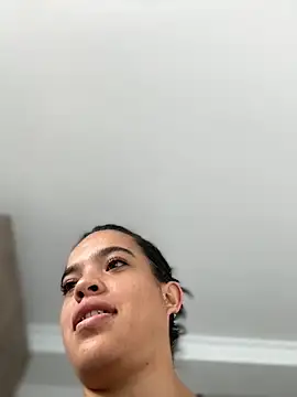 Snapshot of JuanitaMore01 chatting on September 30, 8:25 pm JuanitaMore01 online show from September 30, 8:25 pm