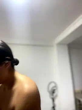 Snapshot of JuanitaMore01 chatting on October 10, 10:20 pm JuanitaMore01 online show from October 10, 10:20 pm