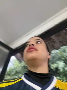 Snapshot of JuanitaMore01 chatting on October 11, 10:30 pm JuanitaMore01 online show from October 11, 10:30 pm