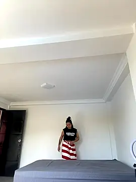 Snapshot of JuanitaMore01 chatting on October 28, 1:36 pm JuanitaMore01 online show from October 28, 1:36 pm