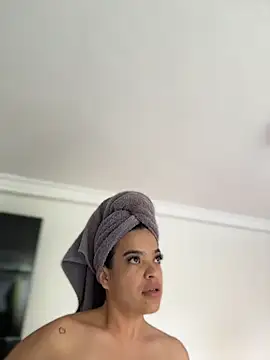 JuanitaMore01 online show from July 2, 3:29 pm
