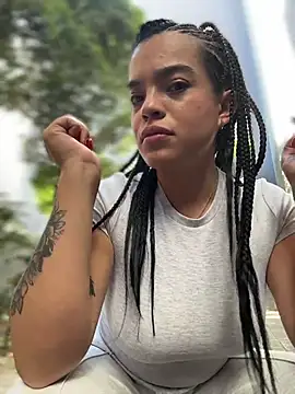 JuanitaMore01 online show from July 14, 9:31 pm