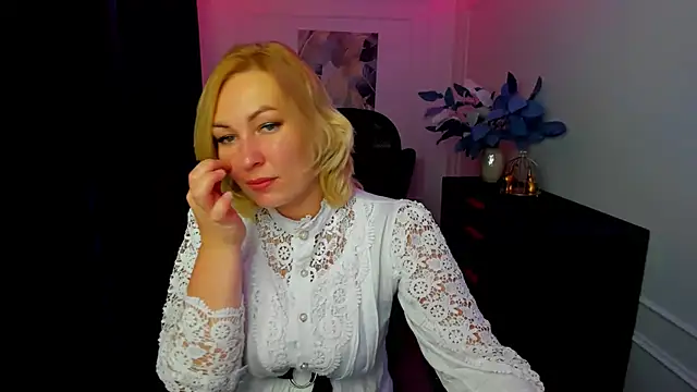 CamilaFatem online show from September 8, 7:35 pm