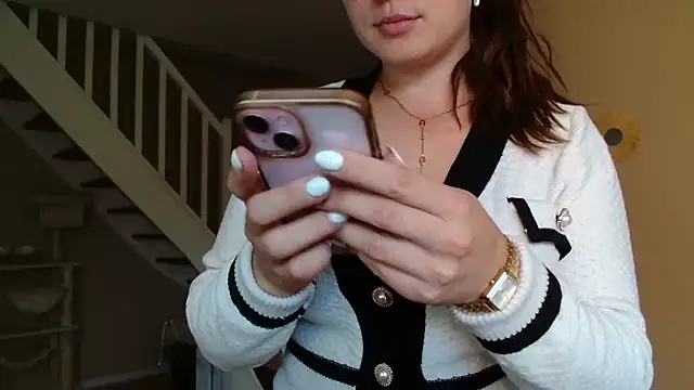 liloush   online show from September 29, 4:01 pm