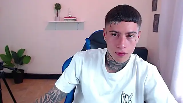 setthomas online show from October 22, 3:45 pm