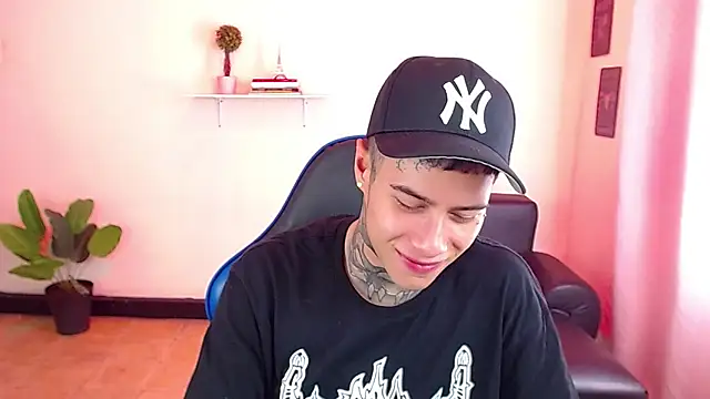 setthomas online show from November 11, 2:39 pm