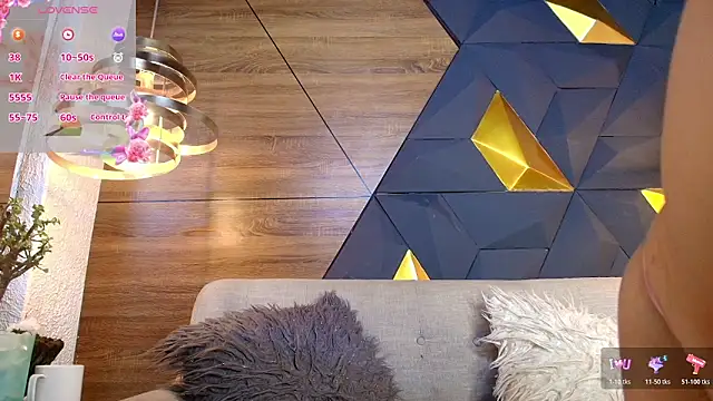 ly lulu online show from March 9, 11:03 am