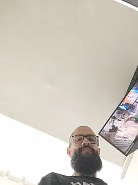 Snapshot of FranccoJ chatting on January 5, 8:23 pm FranccoJ online show from January 5, 8:23 pm