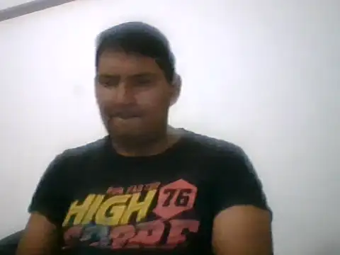 Snapshot of alexande_04 chatting on October 21, 2:56 am alexande 04 online show from October 21, 2:56 am