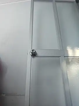 Snapshot of Miss_Pompitas23 chatting on March 3, 9:31 pm Miss Pompitas23 online show from March 3, 9:31 pm