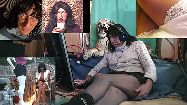 Snapshot of SissiDomination chatting on November 1, 9:17 pm SissiDomination online show from November 1, 9:17 pm