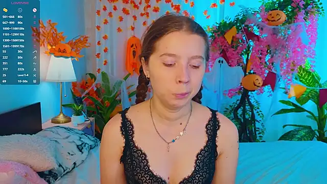 Snapshot of CatherineRichards chatting on October 21, 7:09 am CatherineRichards online show from October 21, 7:09 am