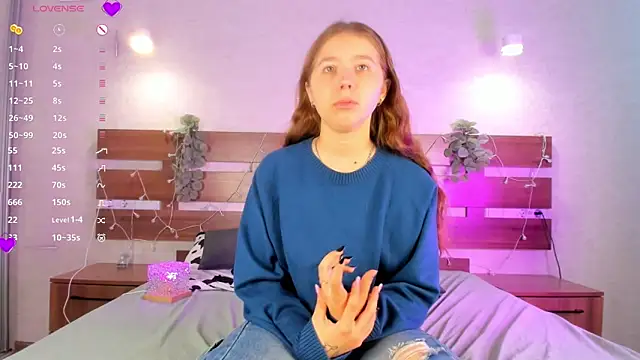 Snapshot of CatherineRichards chatting on November 4, 7:40 am CatherineRichards online show from November 4, 7:40 am