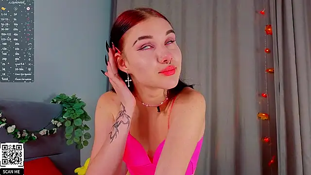 Snapshot of JenniferSullivan chatting on October 17, 10:01 pm JenniferSullivan online show from October 17, 10:01 pm