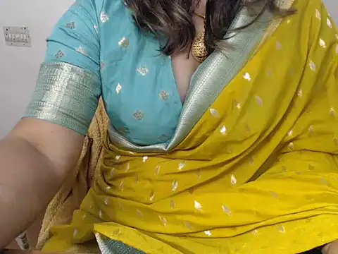 Mallu gowri indan online show from July 27, 5:58 am
